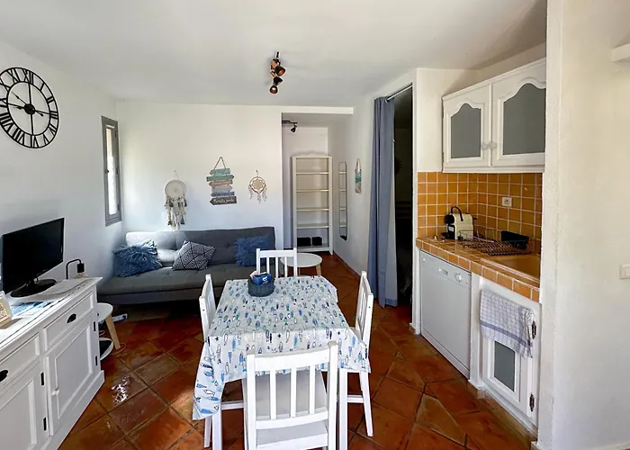 Apartment Superbe Emplacement , Terrasse Et Parking! *