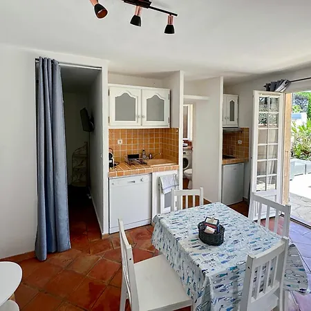 Διαμέρισμα Superbe Emplacement , Terrasse Et Parking!