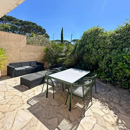 Superbe Emplacement , Terrasse Et Parking! *